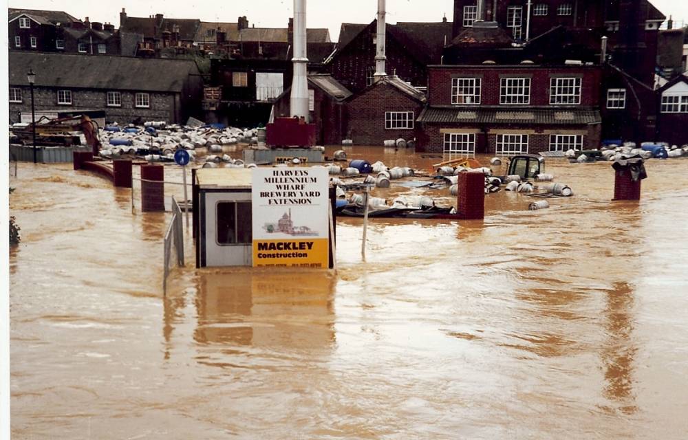 2000 Flood (Friends of Lewes)